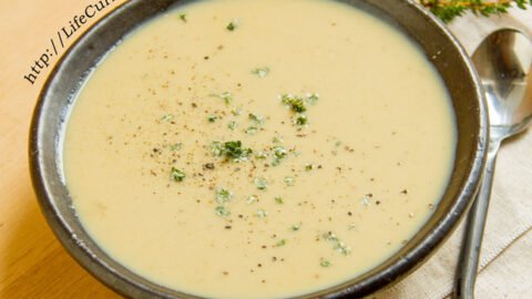 Caramelized Onion Roasted Garlic Bisque