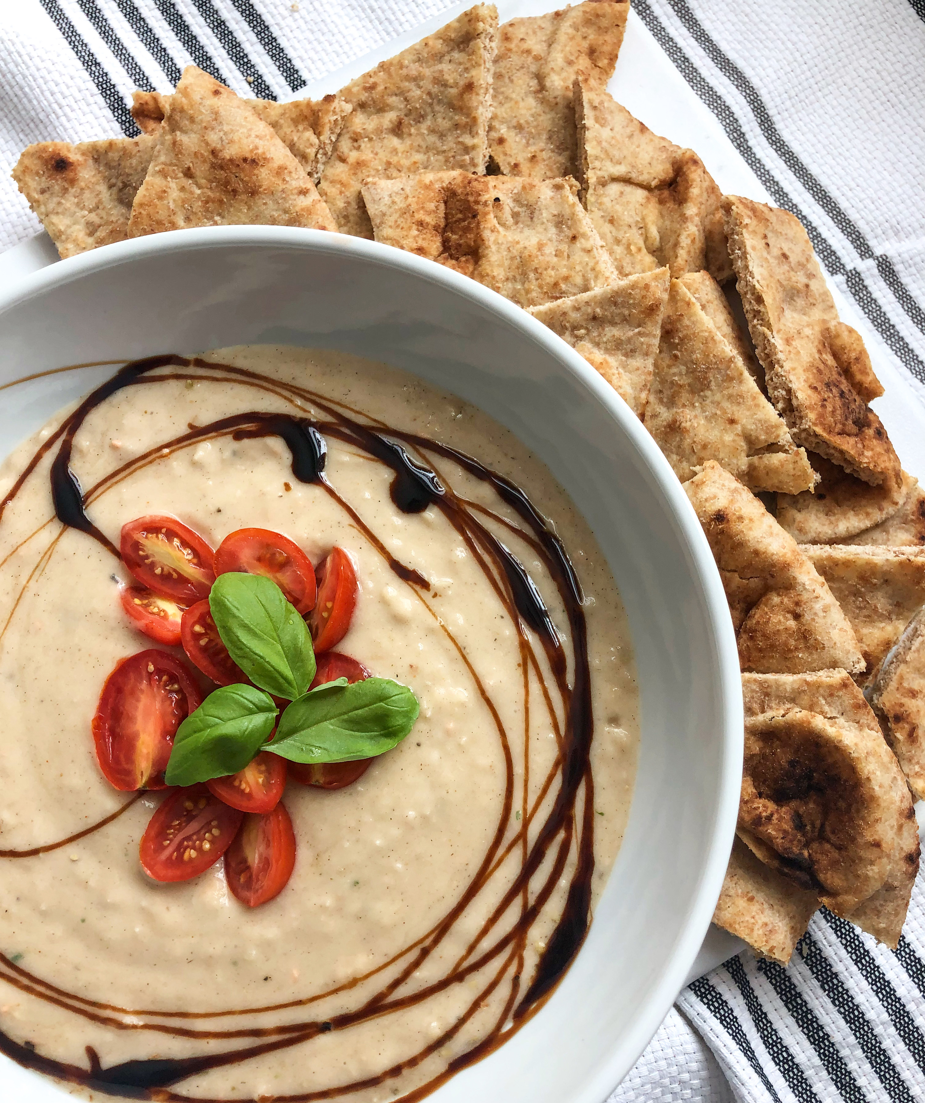 Lemon & Thyme White Bean Basil Dip