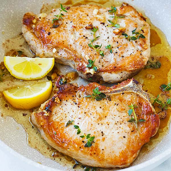 Garlic Butter Pork Chops (The Best!) 