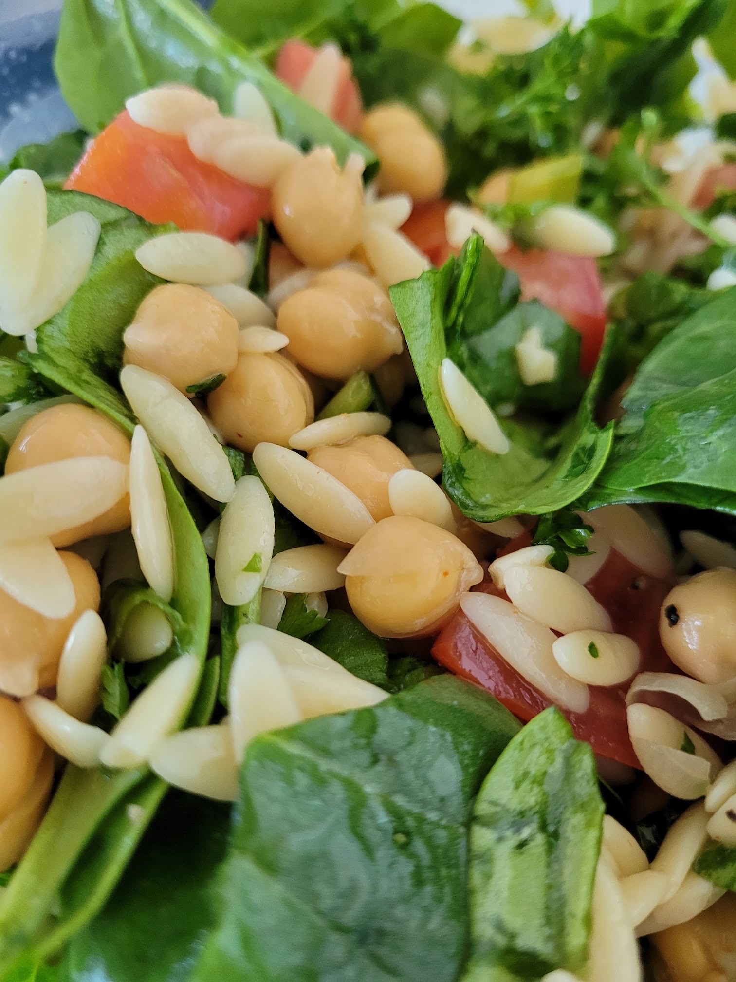 Spinach-Orzo Salad with Chickpeas