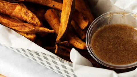 Sweet Potato Fries with Cinnamon Sugar Dipping Sauce