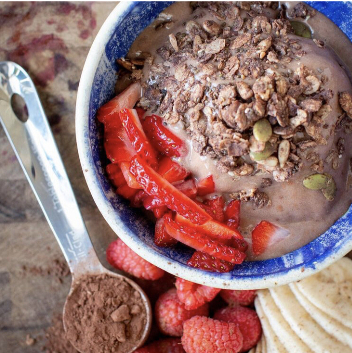 Chocolate Crunch Smoothie Bowl