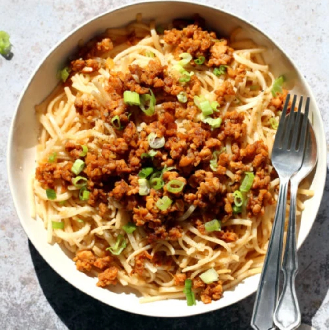 Sesame Noodles with Lemongrass Tempeh Crumbles

