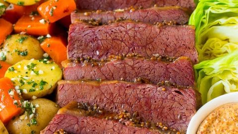Slow Cooker Corned Beef and Cabbage