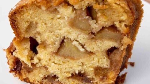 Jewish Apple Cake