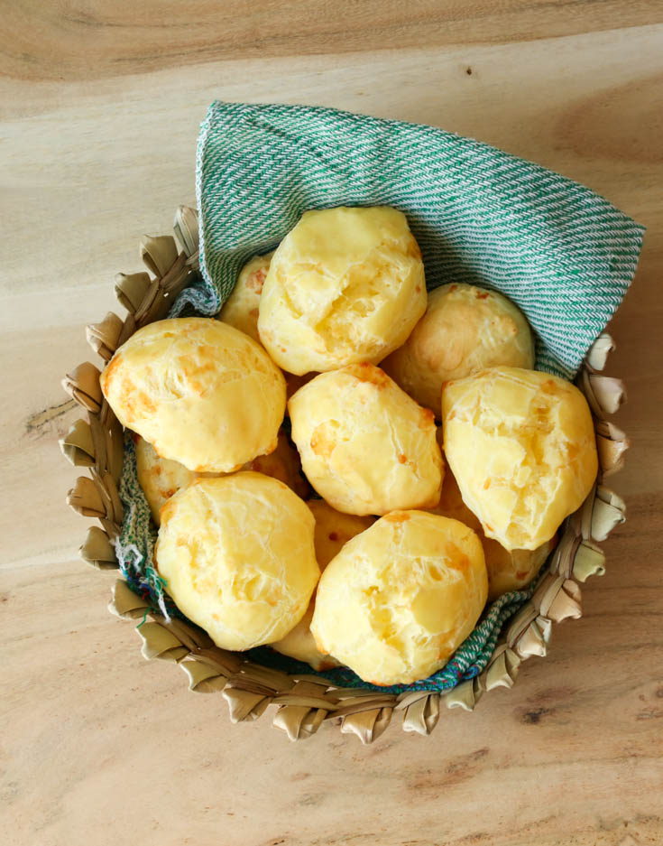 Pao de Queijo - Brazilian Cheese Bread