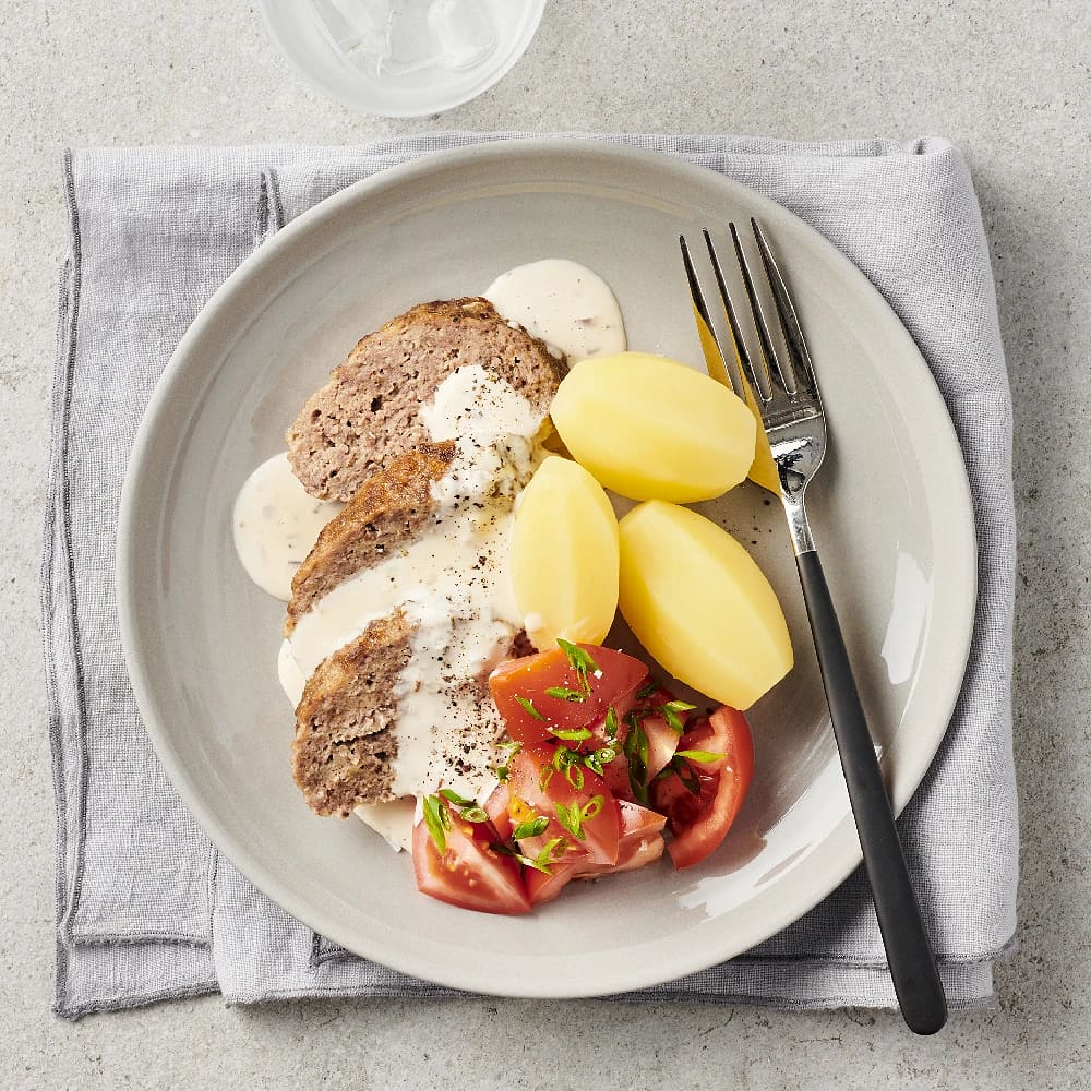 Köttfärslimpa med gräddsås