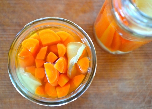 Ginger Pickled Carrots 