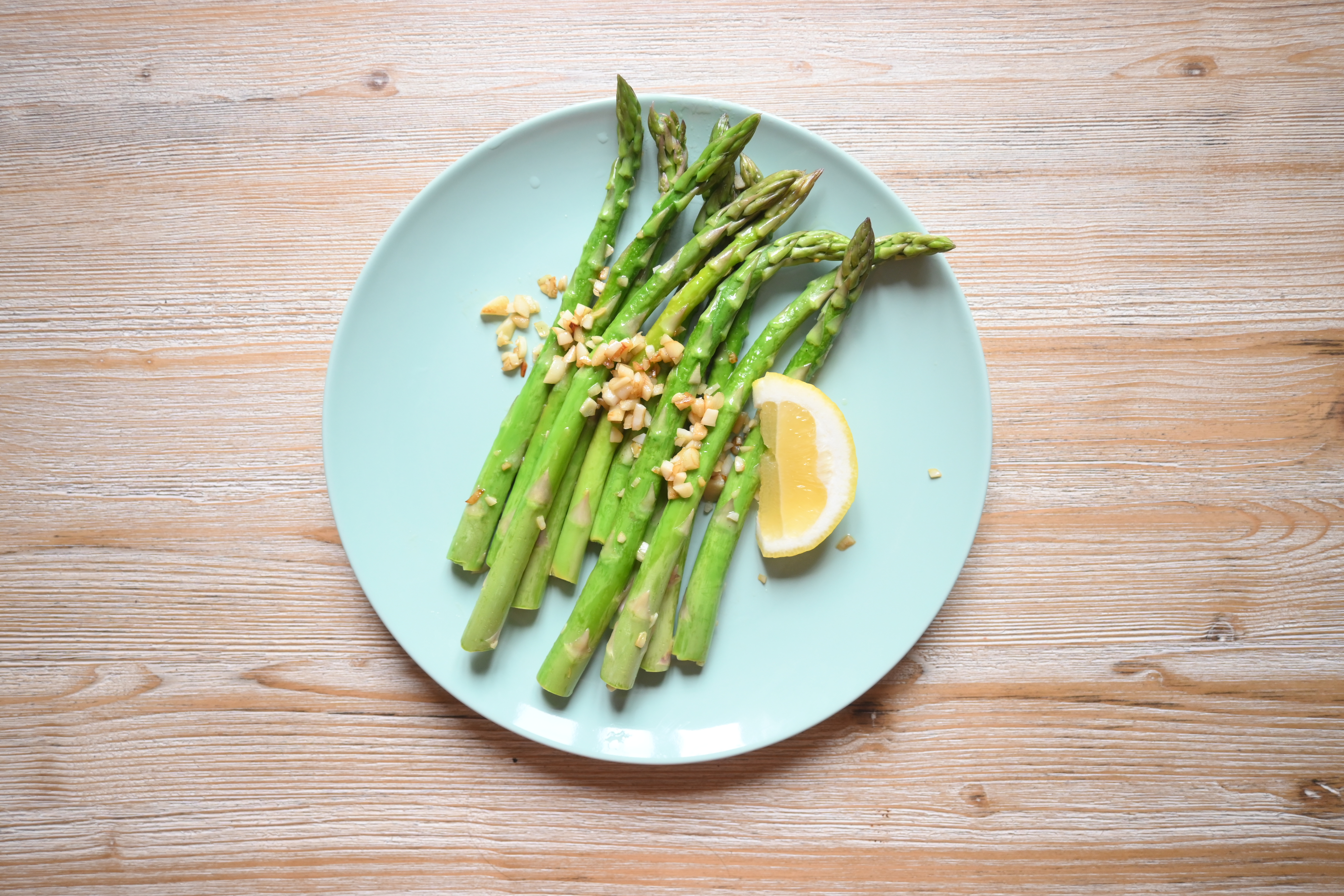 Garlic Lemon Asparagus