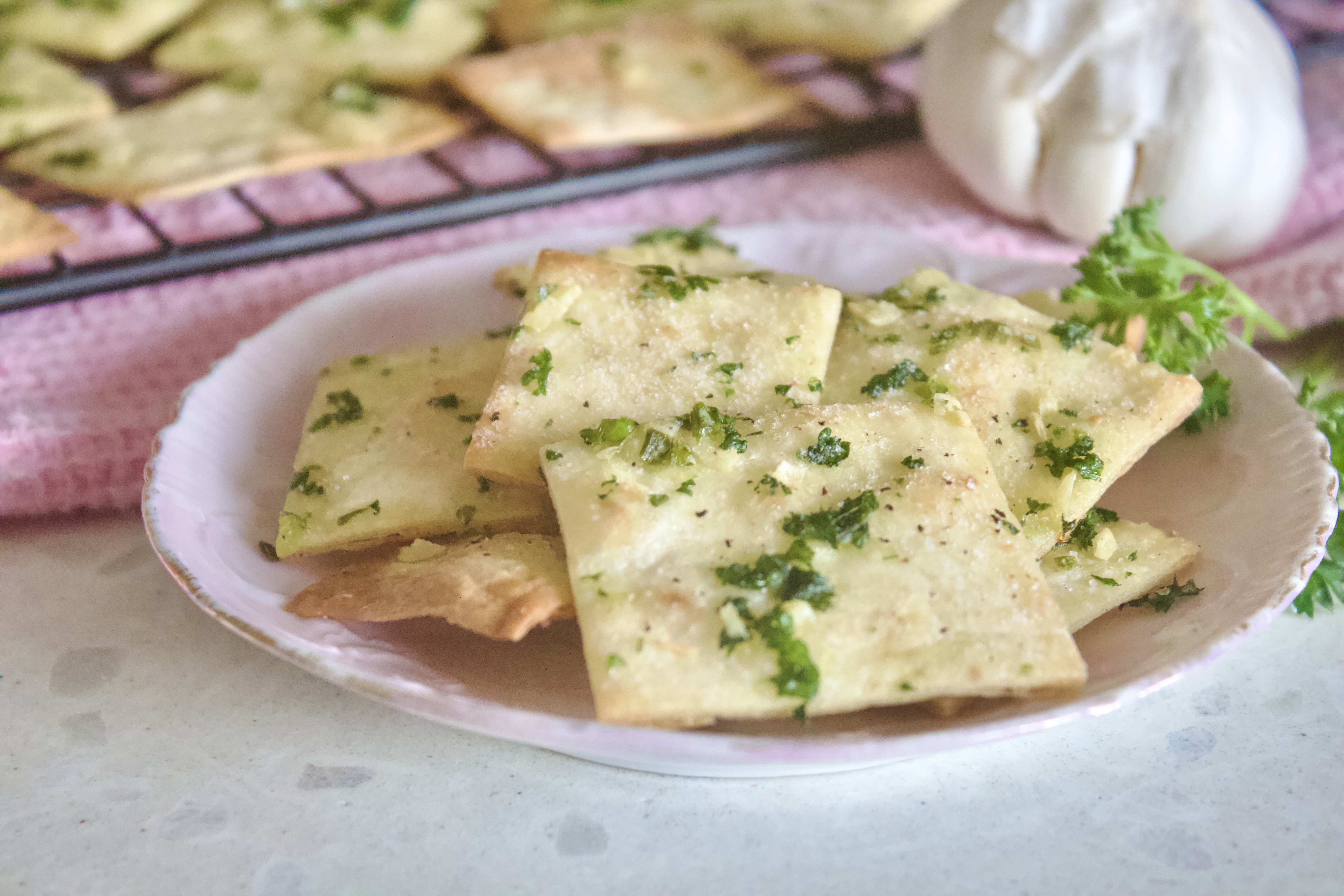Tortilla Parsley Garlic Crackers