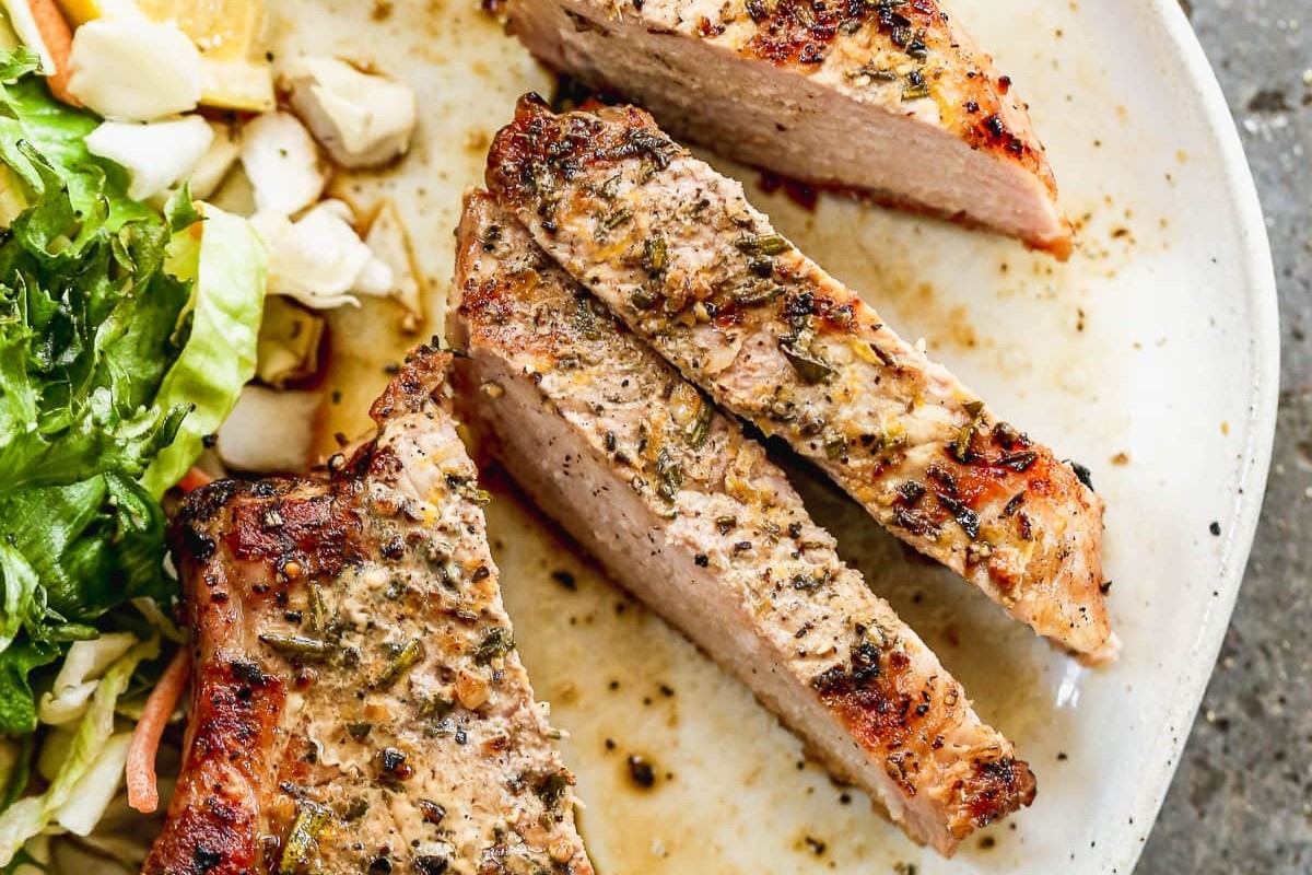 Grilled, Marinated Pork Chops 