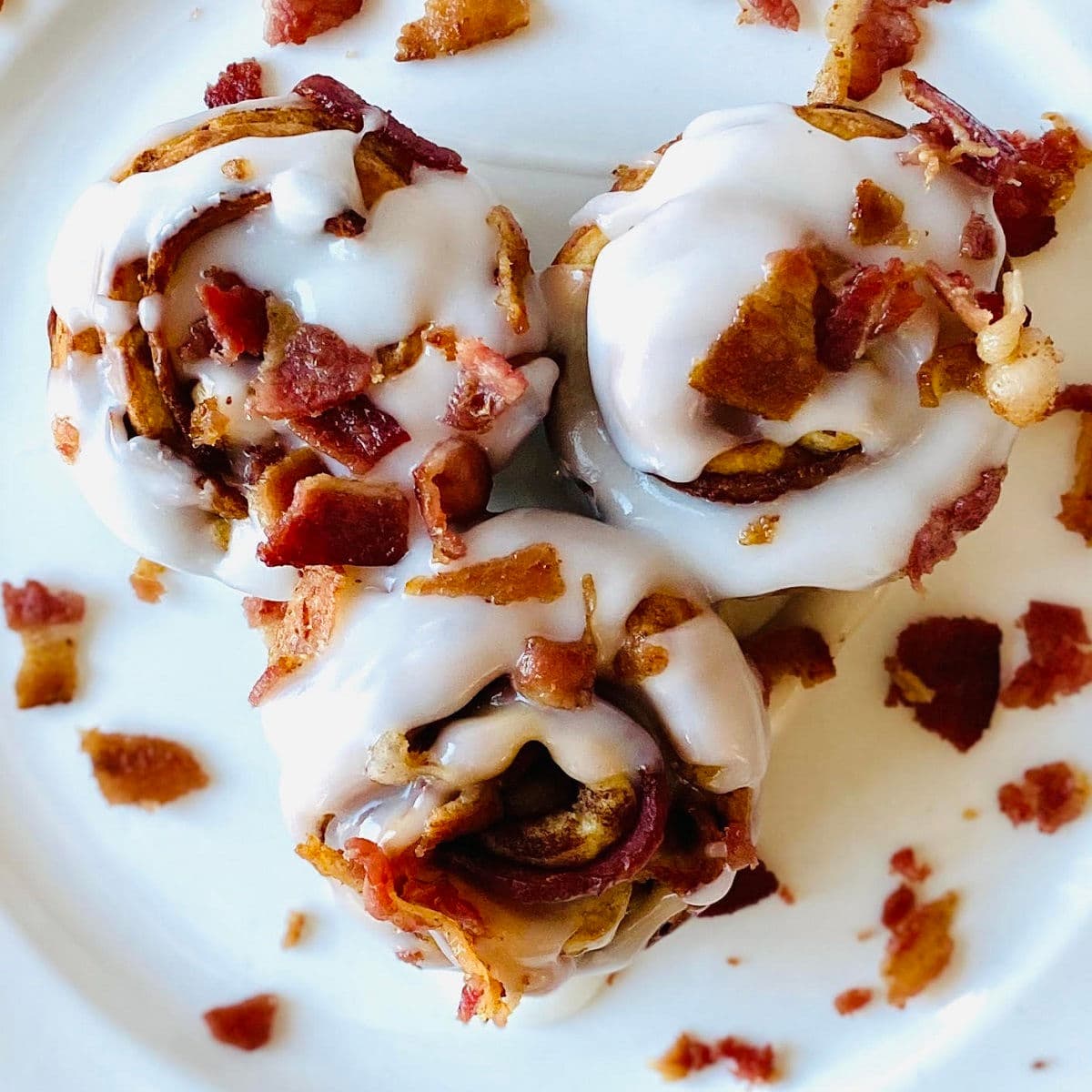 Blackstone Cinnamon Rolls (Smashed Cinnamon Rolls)