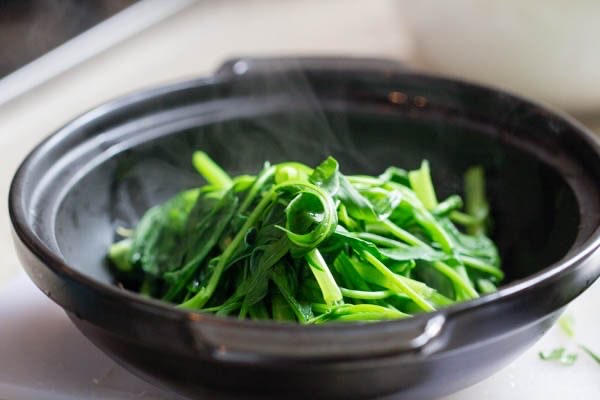 Rau muống luộc 