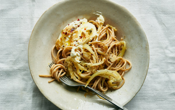 Spaghetti With Burrata and Garlic-Chile Oil
