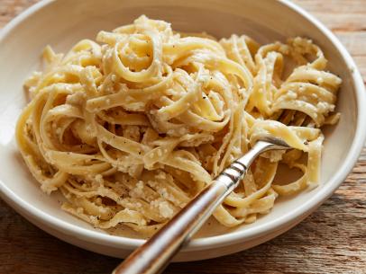 Fettuccine Alfredo
